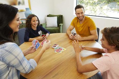 Jeu de cartes UNO classique Mattel